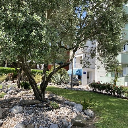 Villa Lisa - La Quiete E Il Profumo Del Mare Grado Dış mekan fotoğraf