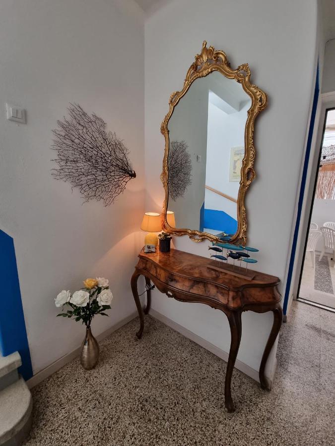 Villa Lisa - La Quiete E Il Profumo Del Mare Grado Dış mekan fotoğraf